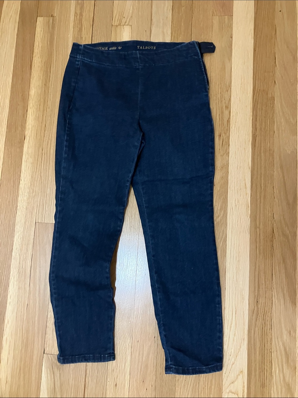 Talbots Heritage ankle jeans side zip Dark Wash 4 petite